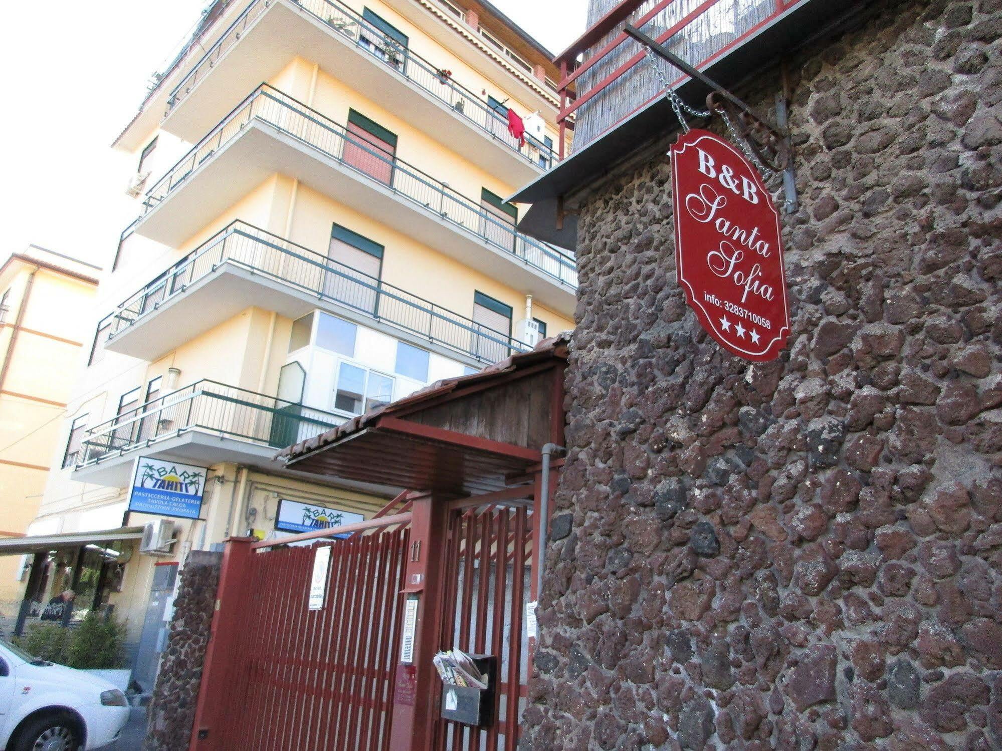 Couette-café Santa Sofia 3*